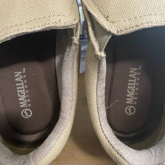 Magellan Outdoors Men’s Beige
 Canvas Slip On Shoe Size 10 NWOB - Picture 7 of 8